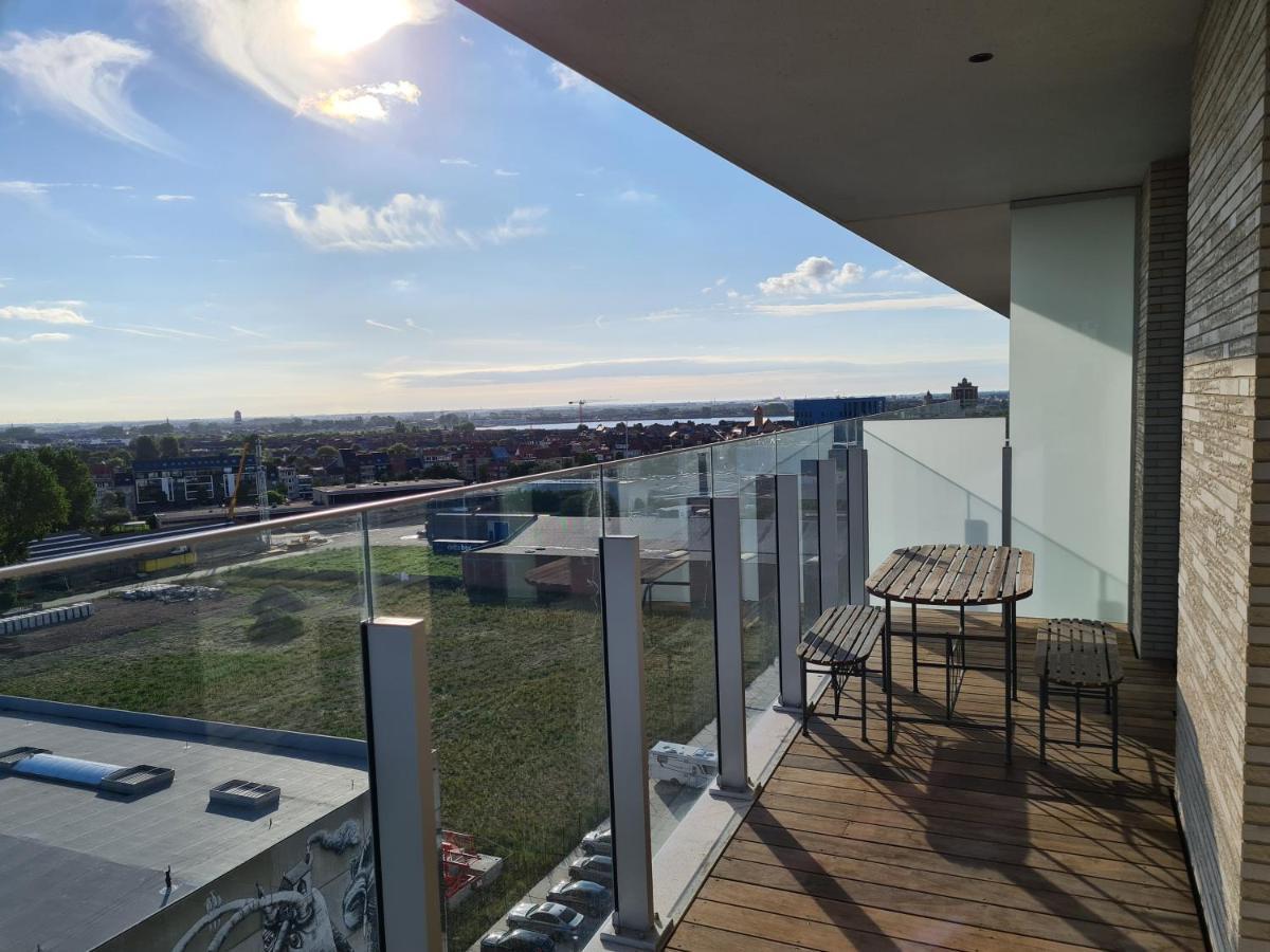 Central Park Tower Sea View Residence With Pool And Gym Oostende Exteriör bild